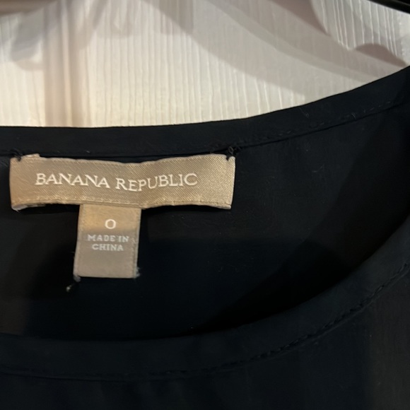 Banana Republic Blouse - Picture 3 of 3